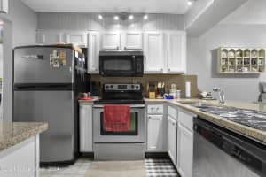 2518 Kumquat Dr, Edgewater, FL 32141, Sold 02/27/25