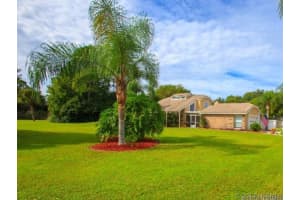 390 Country Cir Dr E, Port Orange, FL 32128, Sold 12/27/24