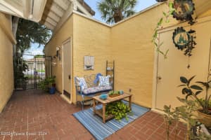 195 Country Club Dr, Melbourne, FL 32940, Sold 10/21/24