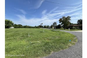 712 Phyllis Ave, New Smyrna Beach, FL 32168, Sold 04/04/25