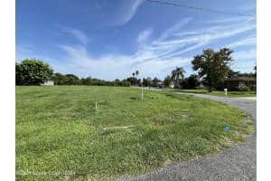 712 Phyllis Ave, New Smyrna Beach, FL 32168, Sold 04/04/25