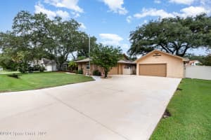 251 Narragansett St NE, Palm Bay, FL 32907, Sold 11/22/24
