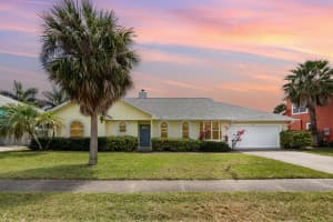 463 Lighthouse Landing St, Satellite Beach, FL 32937, Sold 10/18/24