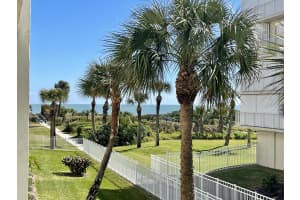 426 S Riverside Dr, New Smyrna Beach, FL 32168, Sold 04/15/25