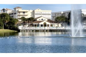 426 S Riverside Dr, New Smyrna Beach, FL 32168, Sold 04/15/25
