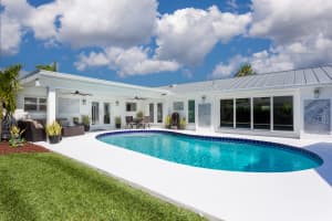 4 Country Club Rd, Cocoa Beach, FL 32931, Sold 01/03/25