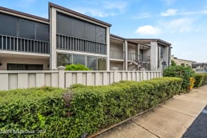 917 Locust St, New Smyrna Beach, FL 32169, Sold 12/10/24