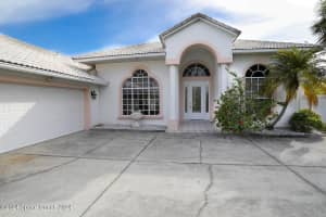 1174 Elizabeth St, New Smyrna Beach, FL 32168, Sold 04/11/25