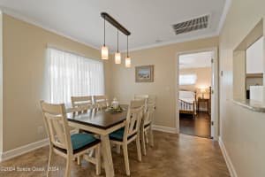 595 24th Ave, Vero Beach, FL 32962, Sold 10/04/24