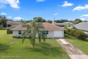 418 Newgate St NW, Palm Bay, FL 32907, Sold 11/14/24