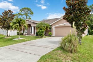 1324 Rila St SE, Palm Bay, FL 32909, Sold 10/29/24