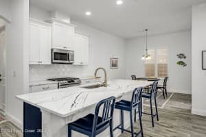 8536 Lyside Dr, Melbourne, FL 32940, Sold 11/15/24