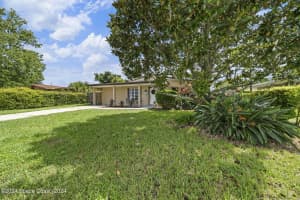 415 Sioux Blvd, Oak Hill, FL 32759, Sold 01/31/25