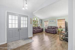 1617 Sweetwood Dr, Melbourne, FL 32935, Sold 10/25/24
