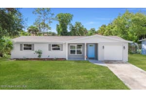2004 Country Club Dr, Port Orange, FL 32128, Sold 12/04/24