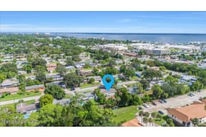 2004 Country Club Dr, Port Orange, FL 32128, Sold 12/04/24