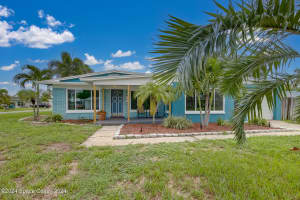 819 13th Ave, New Smyrna Beach, FL 32169, Sold 10/31/24