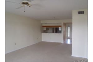 458 Bouchelle Dr APT 102, New Smyrna Beach, FL 32169, Sold 01/10/25