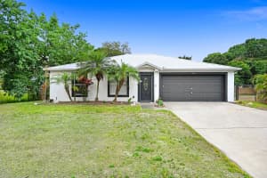 128 N Cory Dr, Edgewater, FL 32141, Sold 02/24/25