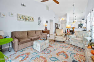 5030 Park Lake Dr, Melbourne, FL 32901, Sold 10/31/24