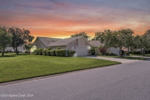 917 Ridge Lake Dr, Melbourne, FL 32940, Sold 10/29/24