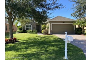 1281 Lexington Manor SW, Vero Beach, FL 32962, Sold 11/12/24