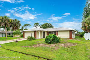 679 Doctor Ave, Sebastian, FL 32958, Sold 11/14/24