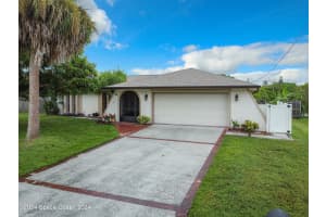 941 Sunswept Rd NE, Palm Bay, FL 32905, Sold 10/30/24