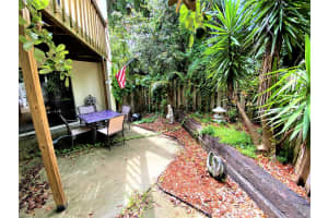 31 Summer Trees Rd, Port Orange, FL 32128, Sold 11/11/24