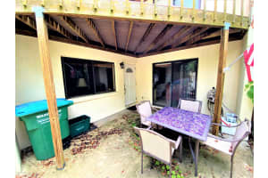 31 Summer Trees Rd, Port Orange, FL 32128, Sold 11/11/24