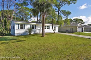 437 Truvall Street, Palm Bay, FL 32908 Sold 06/17/25
