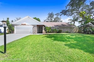 1040 Pineapple Ave NE, Palm Bay, FL 32905, Sold 05/09/25