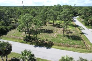 3625 Wisteria Lane, Micco, Fl 32976 Sold 12/09/24