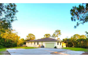 319 Roslyn Ave, New Smyrna Beach, FL 32168, Sold 12/27/24