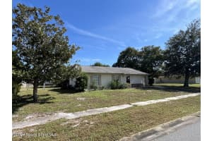 827 Hampton Dr NE, Palm Bay, FL 32905, Sold 01/17/25