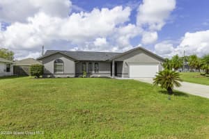 784 Cottbus Ave NW, Palm Bay, FL 32907, Sold 03/19/25