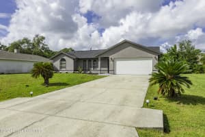 784 Cottbus Ave NW, Palm Bay, FL 32907, Sold 03/19/25