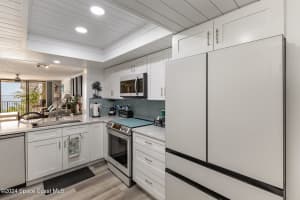 610 S Atlantic Ave, New Smyrna Beach, FL 32169, Sold 01/17/25