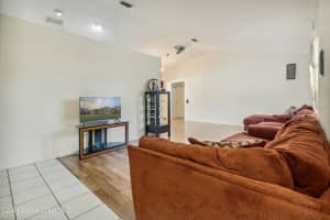 300 Hammock Rd SE, Palm Bay, FL 32909, Sold 12/20/24