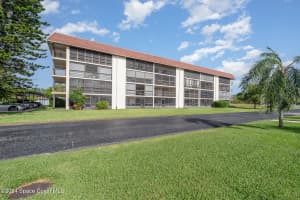 48 Chippingwood Ln, Ormond Beach, FL 32176, Sold 01/27/25