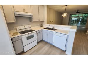 1311 Hampton Park Ln, Melbourne, FL 32940, Sold 12/05/24