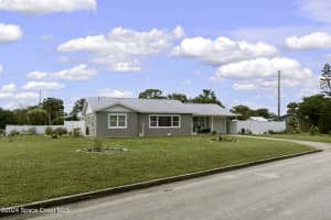 401 Royal Palm Dr, Melbourne, FL 32935, Sold 12/27/24