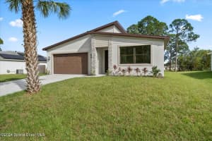 445 Escobar Ave NW, Palm Bay, FL 32907, Sold 12/20/24