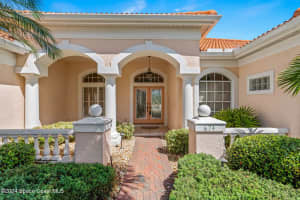 674 Deerhurst Dr, Melbourne, FL 32940, Sold 12/06/24