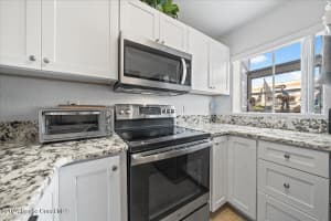 321 Cedar Ave, New Smyrna Beach, FL 32169, Sold 12/12/24
