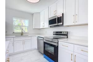611 Montgomery Avenue, DeLand, FL 32720 Sold 08/11/25
