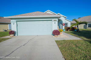 1037 Pine Creek Cir NE, Palm Bay, FL 32905, Sold 01/22/25