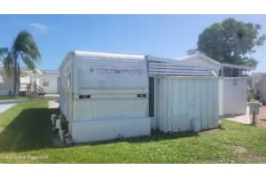 2733 Autumn Leaves Dr, Port Orange, FL 32128, Sold 12/27/24