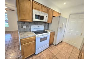 420 Wildwood Dr, Edgewater, FL 32132, Sold 01/01/25