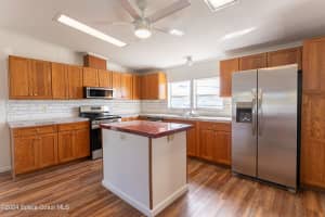 6 Emerald St, Melbourne, FL 32904, Sold 02/25/25